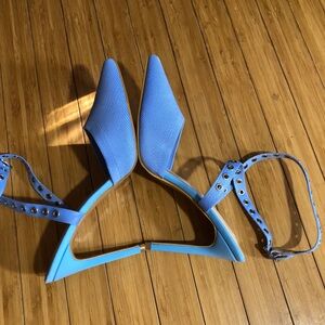 Cuccoo Blue Pointed Toe 4” Heel Shoes